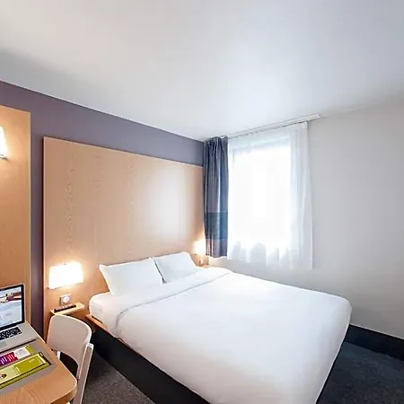 Sud Marche International Hotel 2*