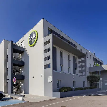 Sud Marche International Hotel