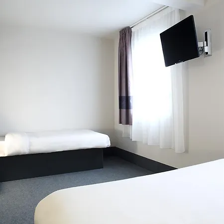 Hotell Sud Marche International 2*